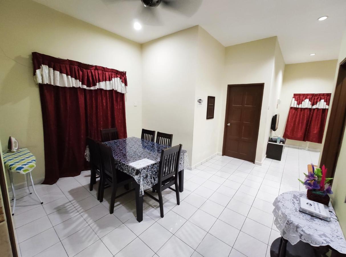 Homestay Selinsing Simpang Ampat Semanggol Exteriör bild